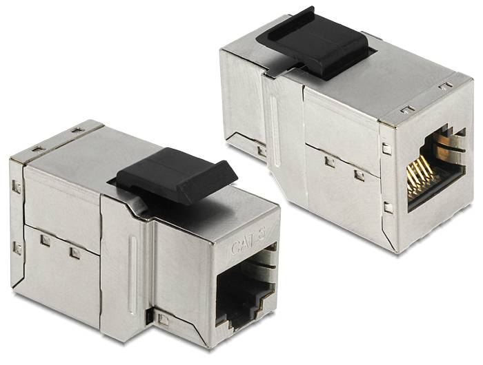 Zwei Metall-RJ45-Ethernet-Steckverbinder mit schwarzen Verschlusshauben auf weißem Hintergrund.