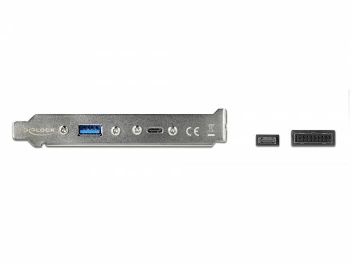 Eine PCIe-Erweiterungsklammer mit USB-A- und USB-C-Anschlüssen sowie zwei kleine im Lieferumfang enthaltene Adapter, die rechts abgebildet sind.
