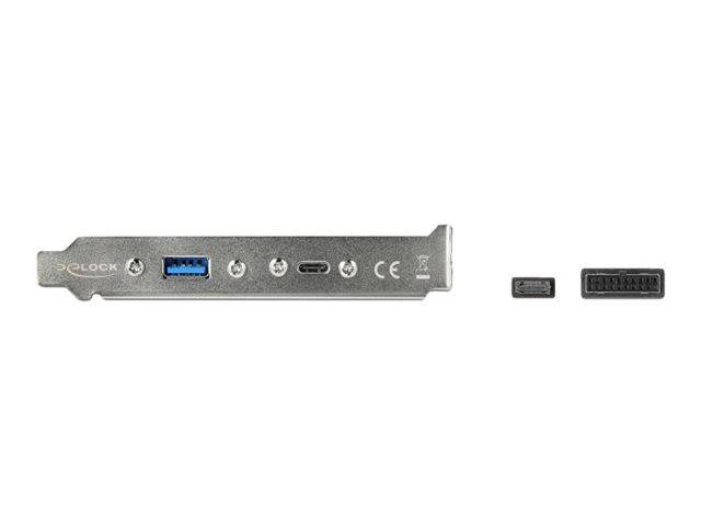 PCIe-Erweiterungshalterung mit USB-A- und USB-C-Anschlüssen sowie zwei kleine Adapter-/Dongle-Module, die auf der rechten Seite gezeigt werden.
