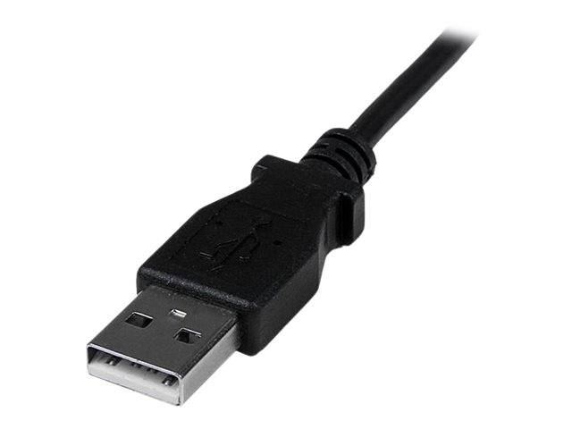 Nahaufnahme eines schwarzen USB-A-Steckers auf weißem Hintergrund.