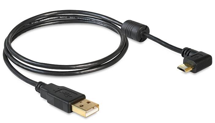 Schwarzes USB-Kabel mit einem Standard-USB-A-Stecker auf der einen Seite und einem rechtwinkligen Mini-USB-Anschluss auf der anderen Seite.