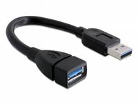 Kurzes USB-Adapterkabel mit USB-A-Stecker und USB-A-Buchse