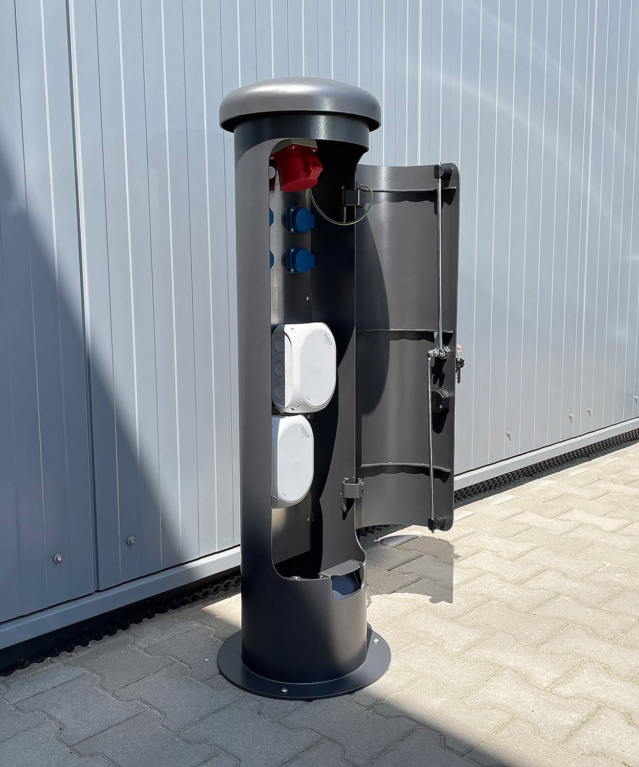 Energiesäule ESP14; 1x CEE 5/16A, 4x Schuko, FI und LS- Absicherung, RAL