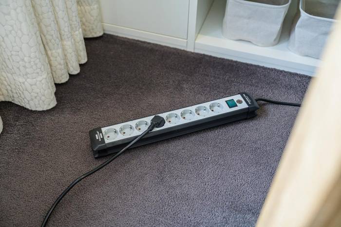 Steckdosenleiste Premium-Line 8-fach Kabel-L.3m schwarz/lichtgrau m.Kinderschutz