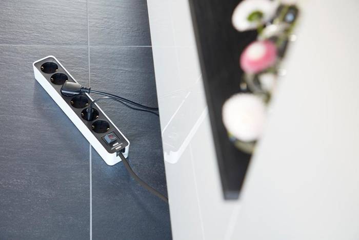 Steckdosenleiste Ecolor 6fach Kabel-L.1,5m schwarz/weiß m.Schalter BRENNENSTUHL