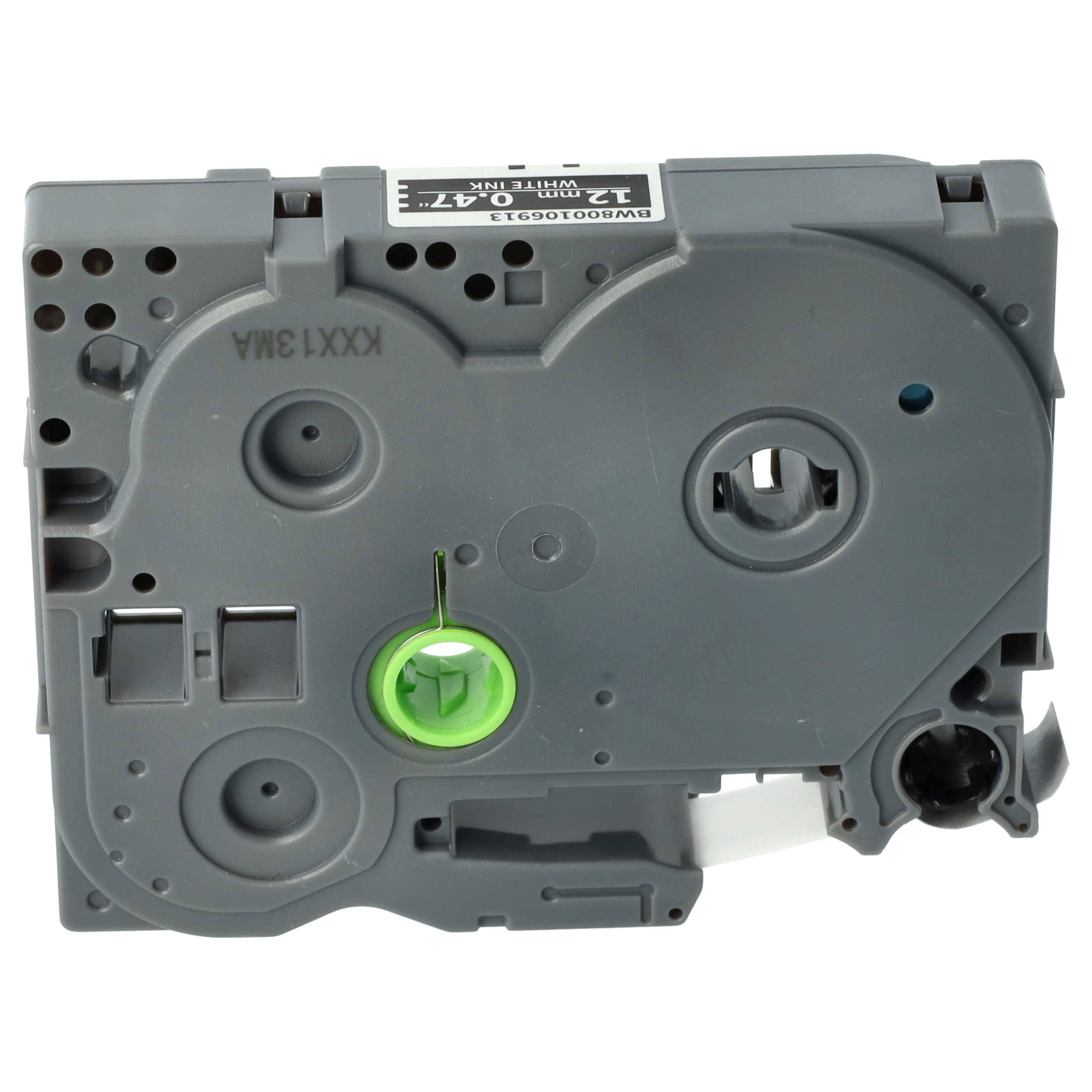 Eine grau Brother Etiketten-Klebeband-Kassette in Draufsicht mit sichtbarer grüner Spule und Band, verwendet zum Drucken von Etiketten.