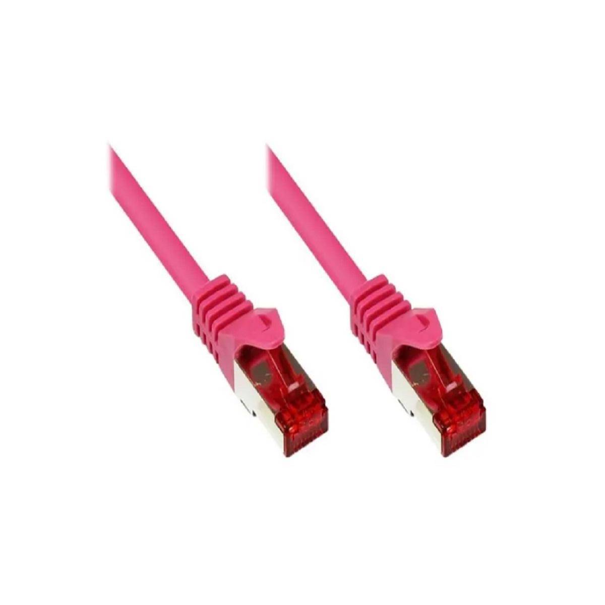Zwei rosa Ethernet-Kabel mit roten Steckern auf einem weißen Hintergrund.