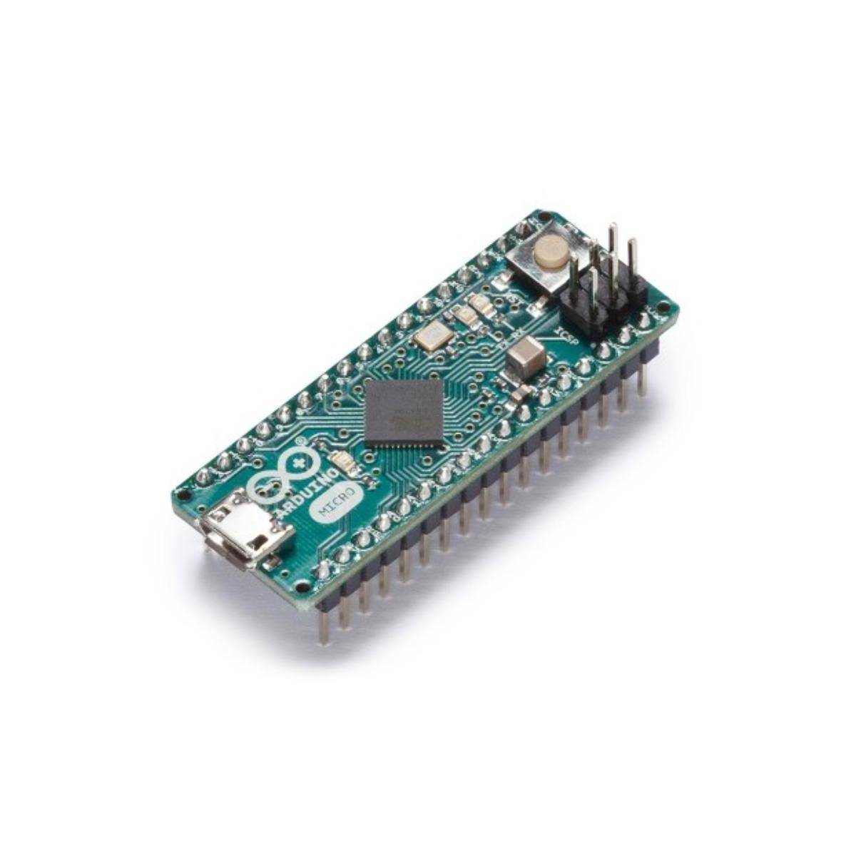 Ein türkisfarbenes Mikrocontroller-Board mit einem USB-Anschluss und mehreren Anschlüssen, entwickelt für elektronische Projekte und Prototyping.