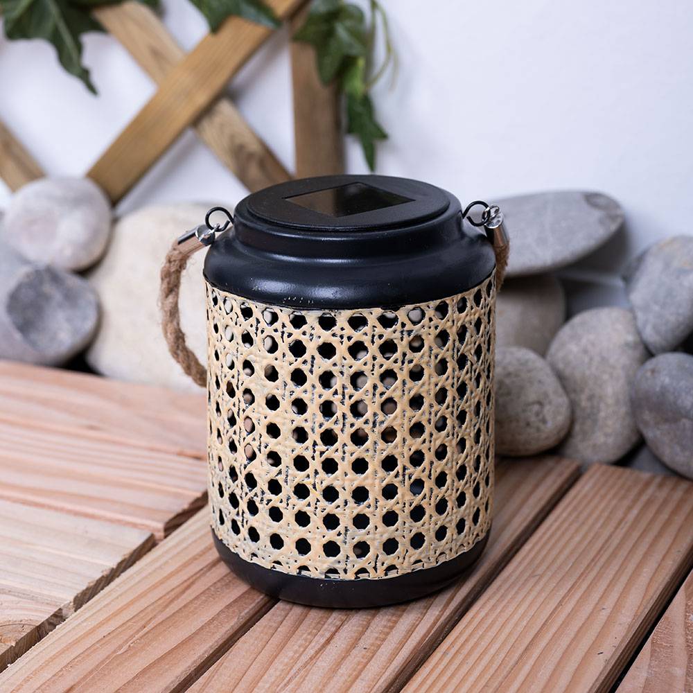 LED Laterne Solar Außen Solarlaterne für Außen Deko Laterne mit LED Stehleuchte Garten Dekoration schwarz braun zum hängen, Bambusoptik, 1x LED Ak