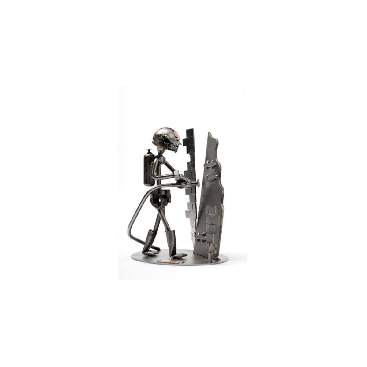 264 - Figur "Feuerwehrmann mit Tür"