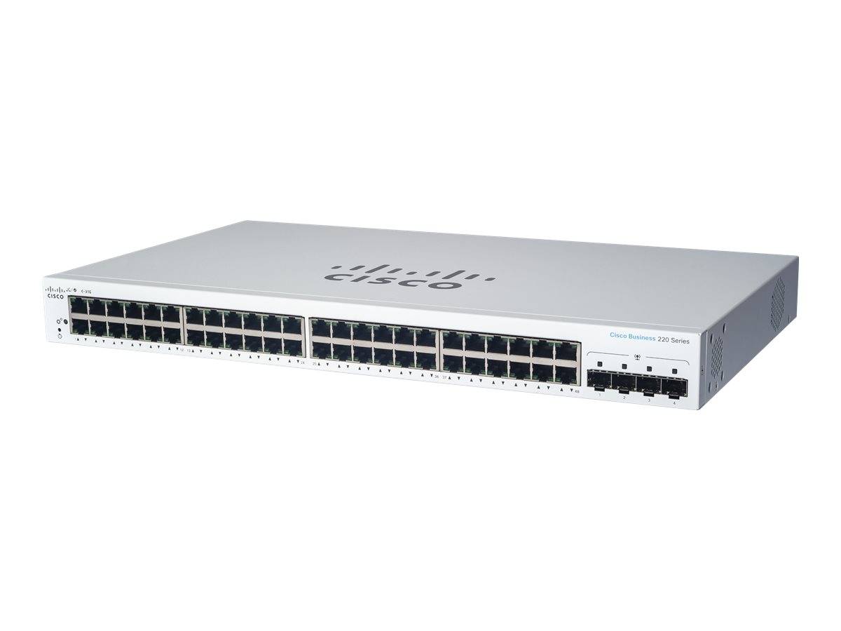 Vorderansicht eines in ein Rack montierten Cisco-Netzwerk-Switches mit mehreren Ethernet-Anschlüssen und Statusleuchten auf weißem Hintergrund.