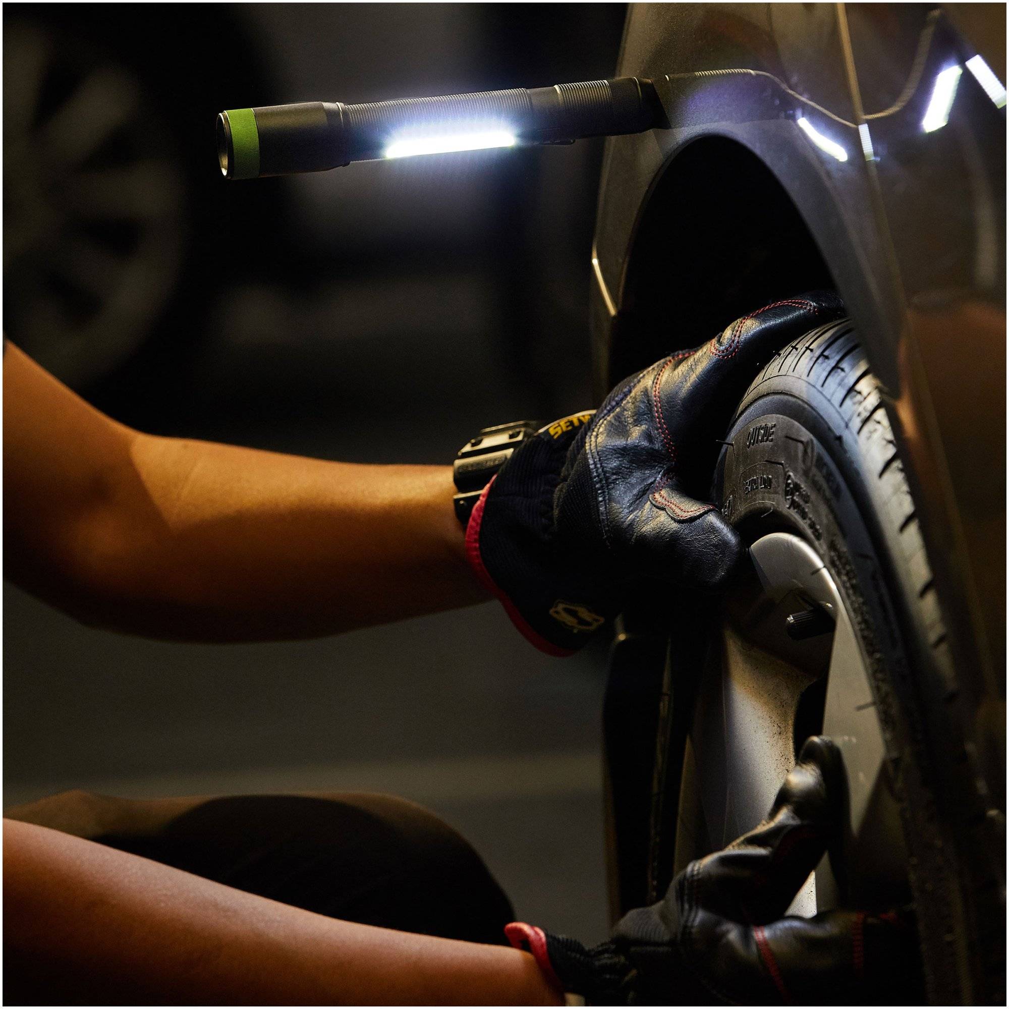 Taschenlampe GP C33 150 Lumen inklusive 2x AA 1,5V Mignon Batterien