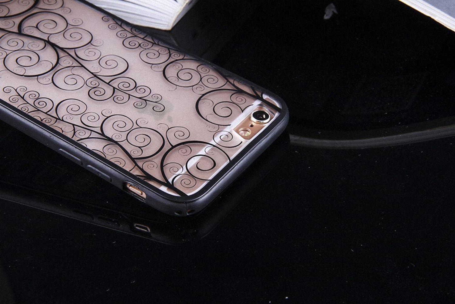 Apple IPhone 7 / 8 / SE 2020 Handyhülle Backcover Schwarz