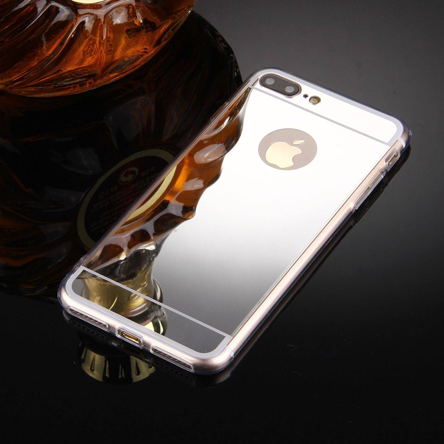 Apple iPhone 8 Plus Handyhülle Backcover Silber