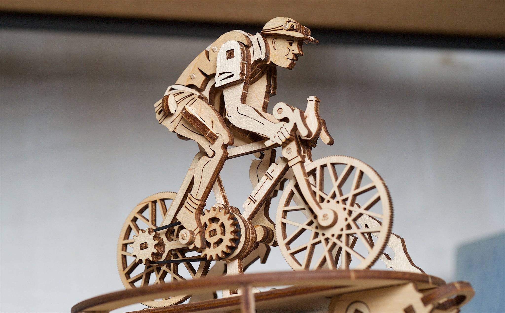 UGEARS® Fahradfahrer