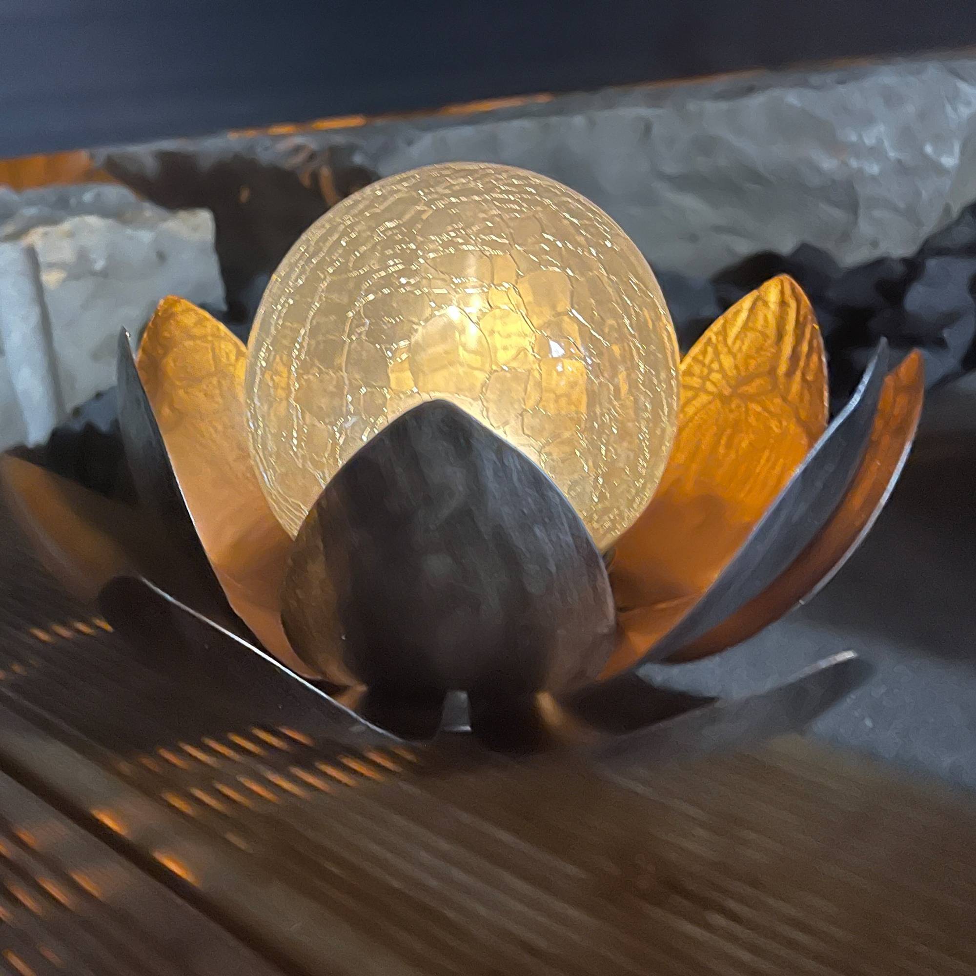 Bezauberndes Solar Lotusblüten Duett, Lotusblume Solar LED Gartenlicht Deko