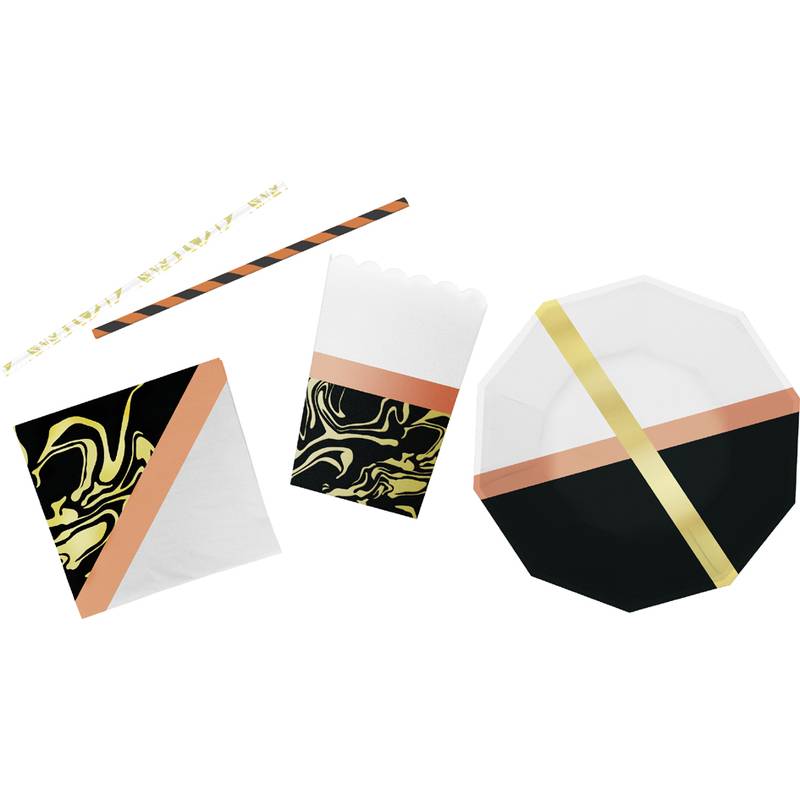 Party-Set mit schwarzen, goldenen und weißen Marmormustern. Enthält Strohhalm, Serviette, Popcorn-Box und Teller mit metallfarbenen Akzenten.