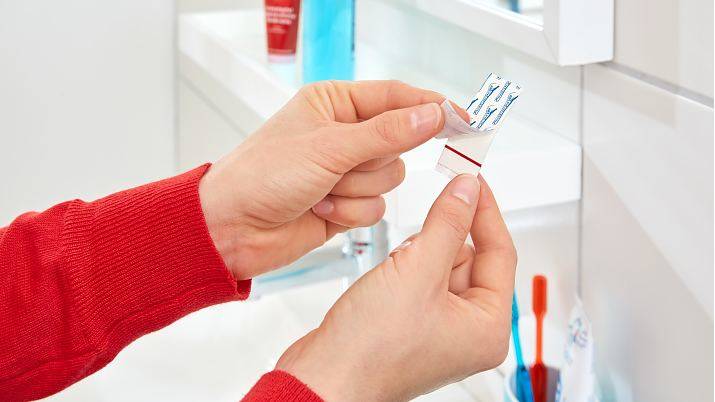 TESA Powerstrips, Indoor, Universalhaken, Weiß, Kunststoff, Klebestreifen, 2 kg