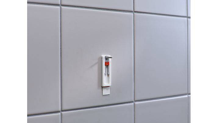 TESA 77765, Indoor, Universalhaken, Weiß, Schraube, 3 kg, Fliesen & Metall