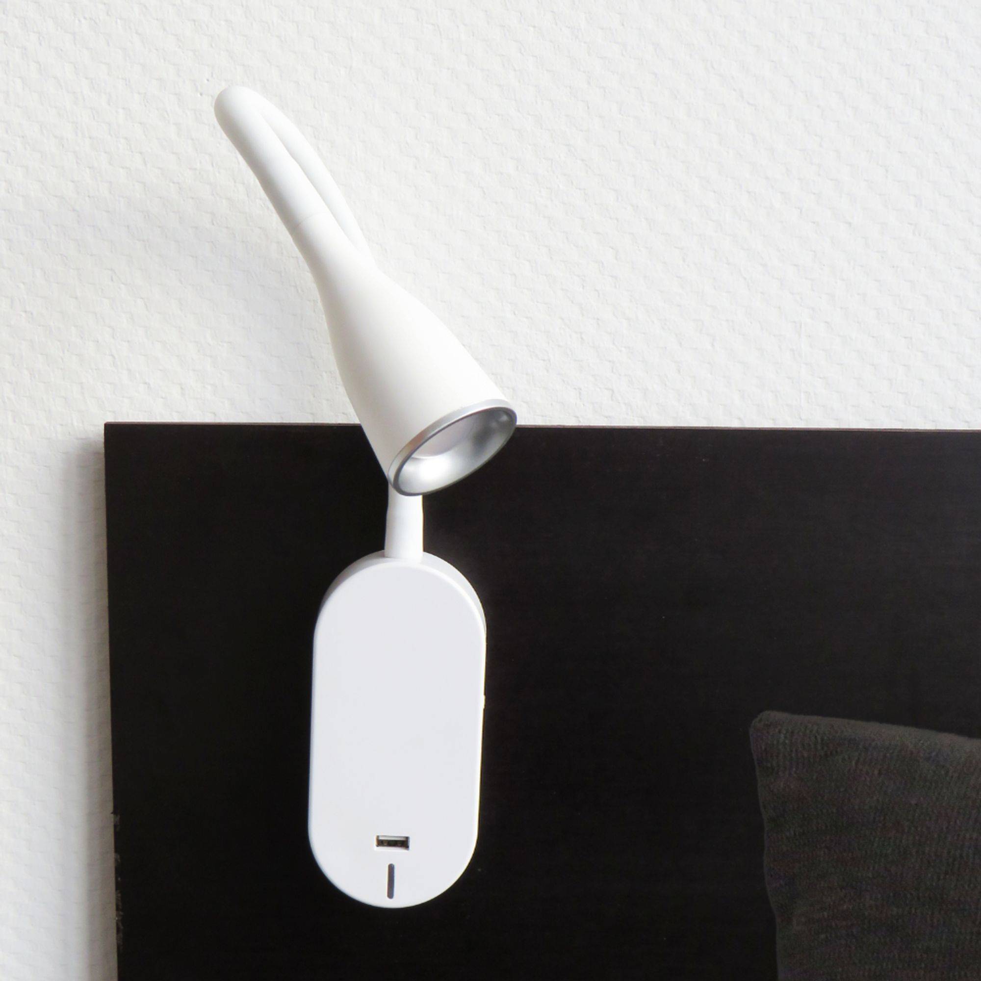 kalb | Tulipano II LED Bettleuchte 4.5W Leseleuchte Bettlampe USB Ladefunktion schwarz od. weiss