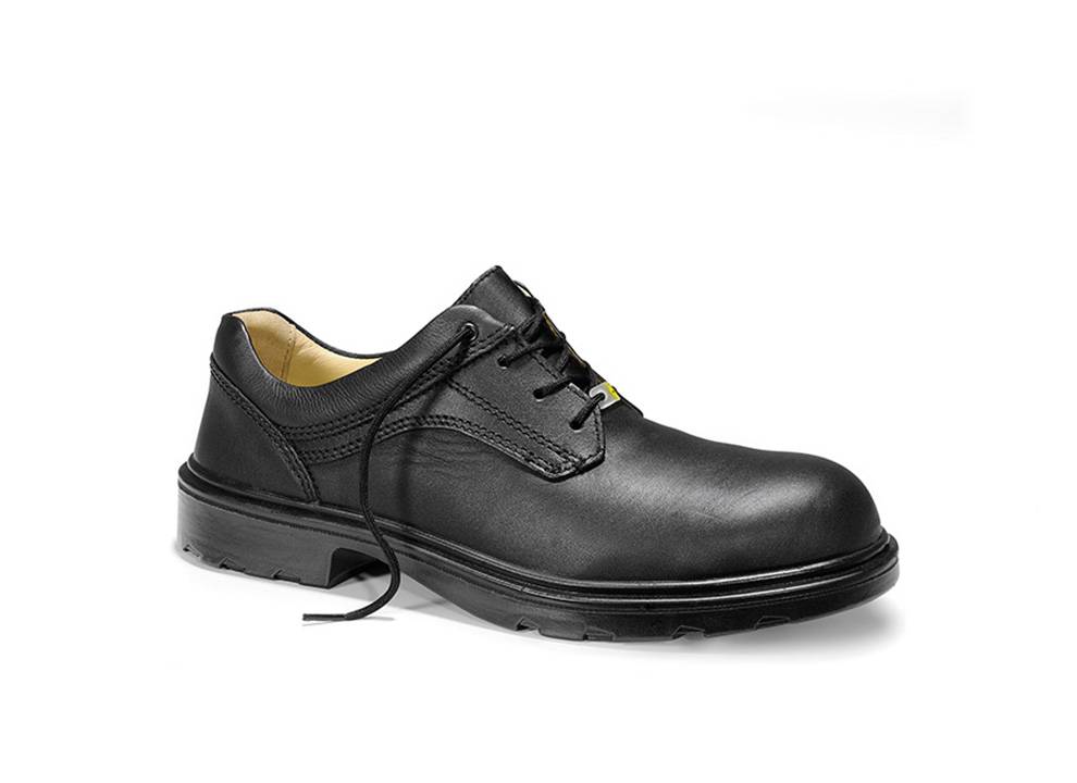 Ein schwarzer Ledersicherheitsschuh mit Schnürsenkeldesign und einer robusten Sohle.