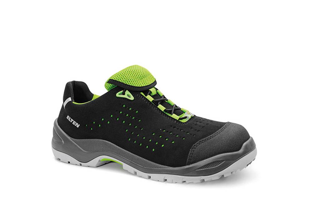 Schwarzer und grüner Sportschuh mit Perforationen für Atmungsaktivität und einer dicken grauen Sohle, konzipiert für Sport oder Freizeitkleidung.