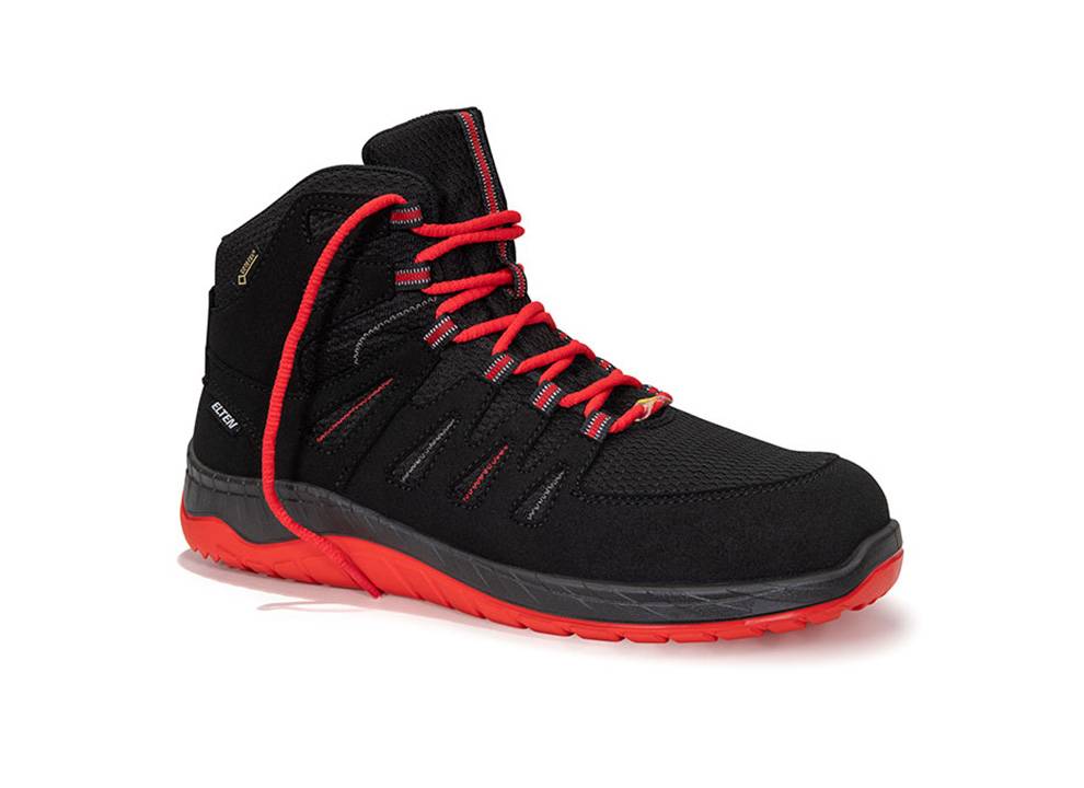 Schwarzer und roter Wanderschuh mit einer strapazierfähigen Sohle, roten Schnürsenkeln und einem eleganten Design, geeignet für Outdoor-Aktivitäten und Freizeitkleidung.