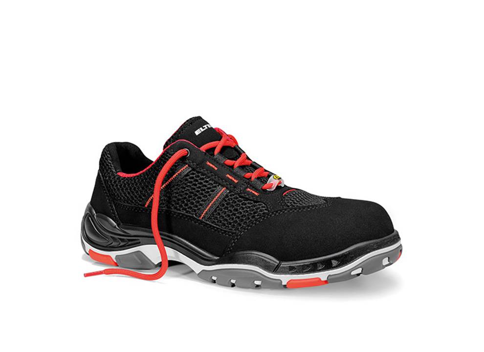 Schwarzer und roter Sportschuh mit Mesh-Detail, dicker Sohle und 'Elite'-Branding auf der Zunge, der sportliches Design und Komfort präsentiert.