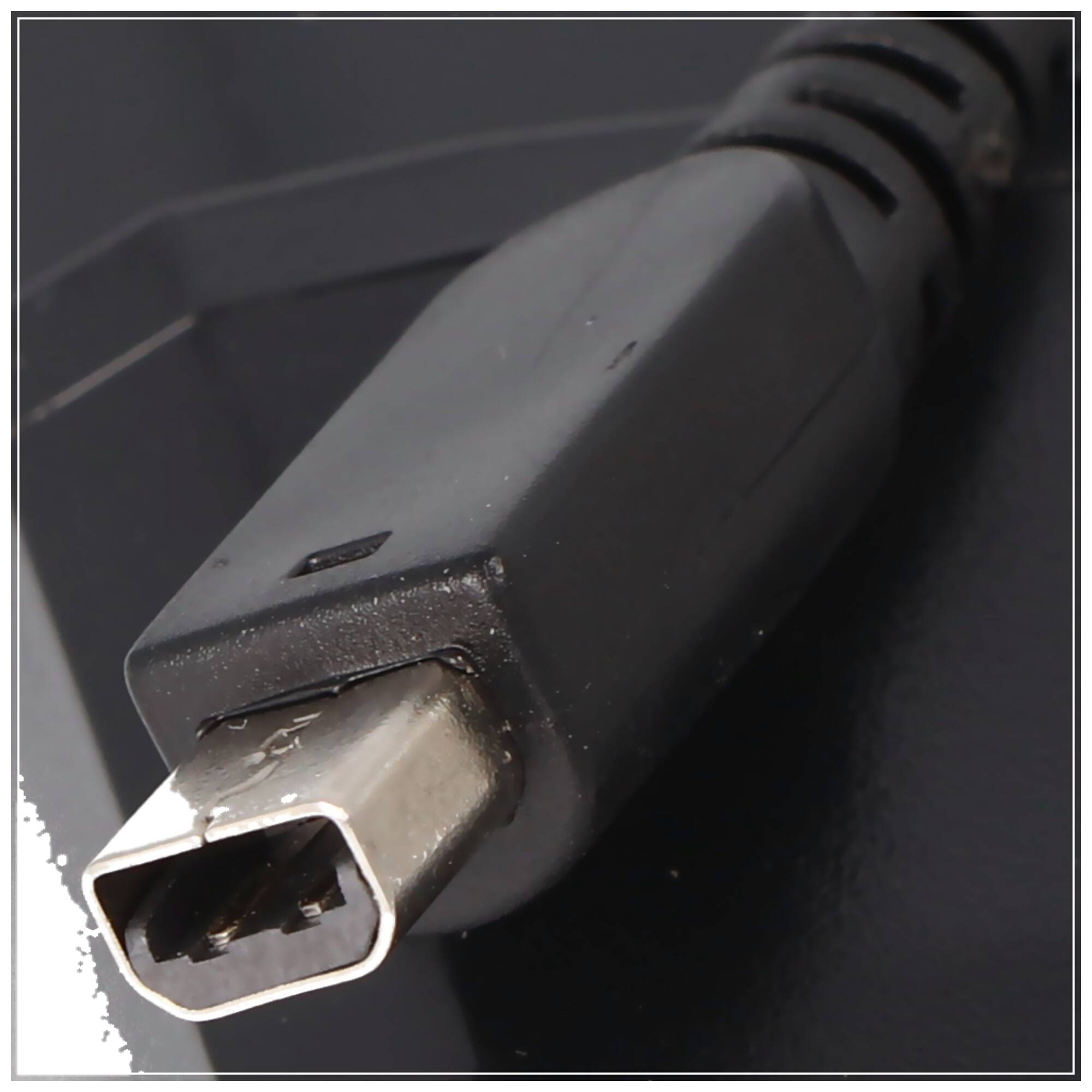 AccuCell Ladegerät für Nintendo 3DS, 3DS XL, DSi, DSi XL