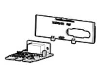 Ein kleines elektronisches Gerät sitzt unter einem größeren rechteckigen Modul, mit Verbindern oder Befestigungspunkten dazwischen.