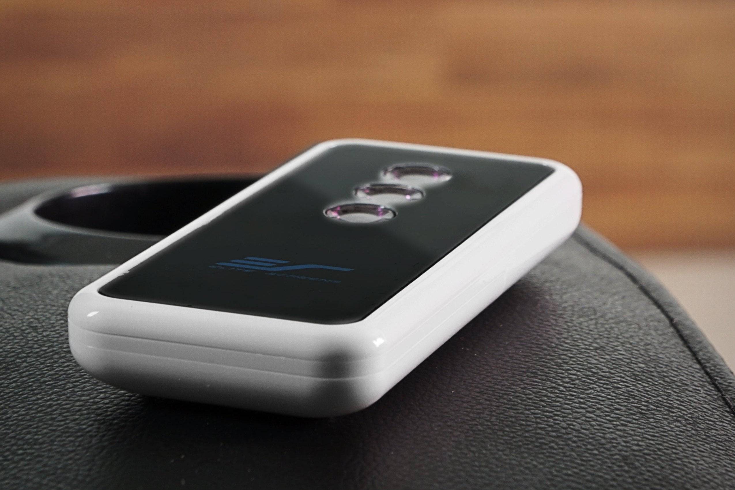 Saker 124,5 x 221,5 cm (16:9) 100"