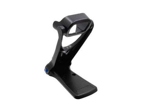 Schwarze verstellbare Metallhalterung oder Ständer isoliert auf weißem Hintergrund, abgewinkelt mit ergonomischem Oberteil und flacher Basis.