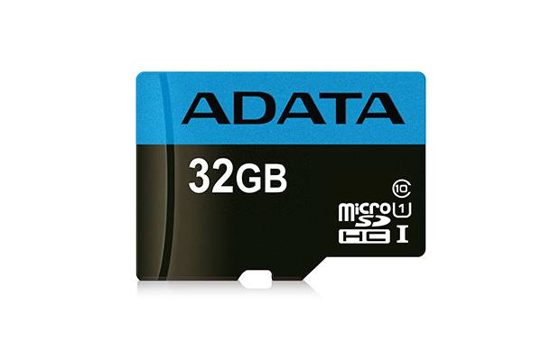 ADATA 32GB microSDHC Speicherkarte auf weißem Hintergrund.