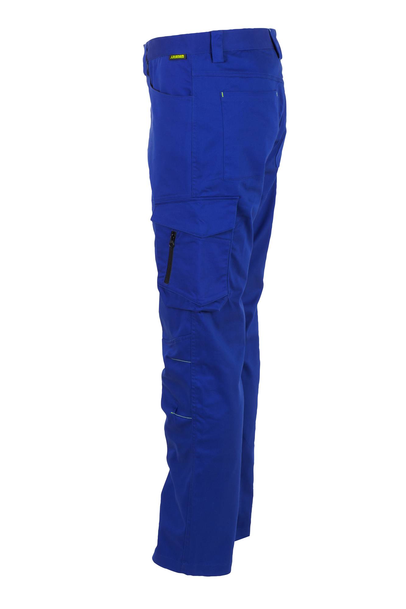 Blaue Cargo-Hose mit Seitentasche und Reißverschlussdetails präsentiert.