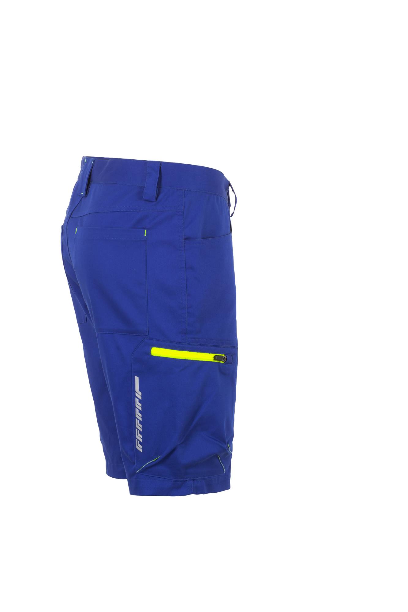 Blaue Arbeitsshorts mit einer seitlichen Tasche, die einen leuchtend gelben Reißverschluss aufweist, von der Seite betrachtet vor einem weißen Hintergrund.
