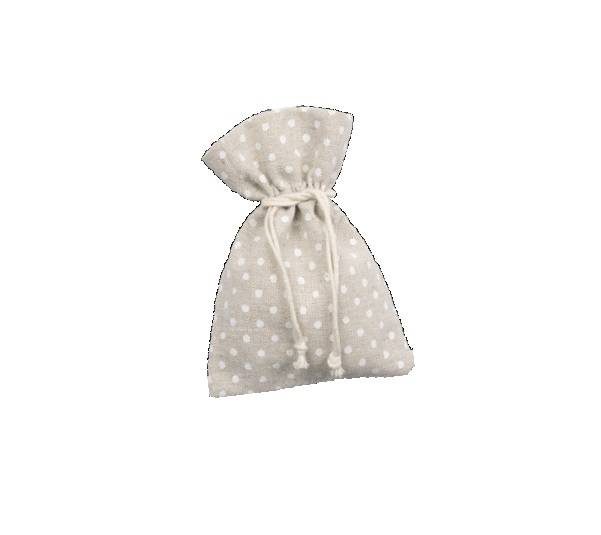 Kleine beige Kordelzugtasche mit Punktmuster und gebundenem Oberteil auf weißem Hintergrund.