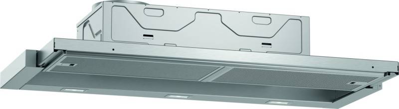 Eine elegante, moderne Unterschrank-Dunstabzugshaube mit Edelstahlverkleidung, die ein rechteckiges Design und integrierte LED-Beleuchtung aufweist.