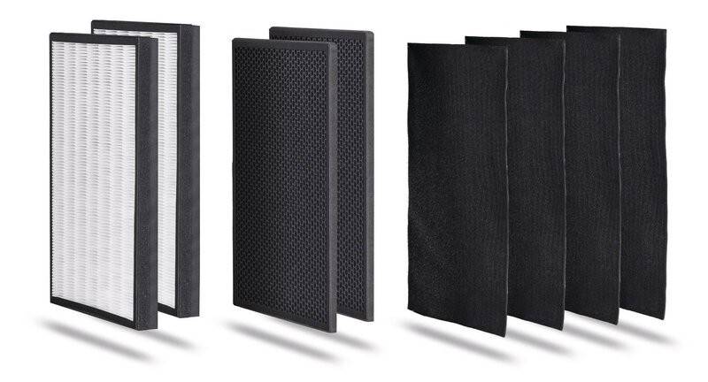 Vier Arten von Luftreiniger-Filtern in einer Reihe, die unterschiedliche Materialien und Strukturen für verschiedene Filtrationszwecke zeigen.