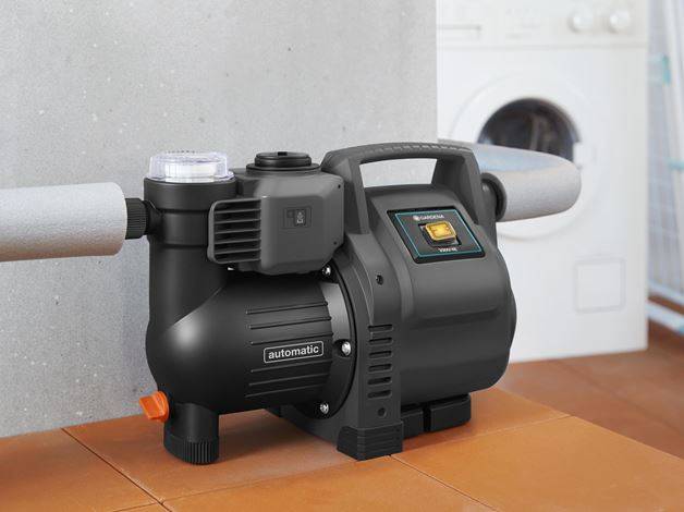 Gardena 3500/4, 800 W, 4 bar, 3500 l/h, IPX4, Schwarz