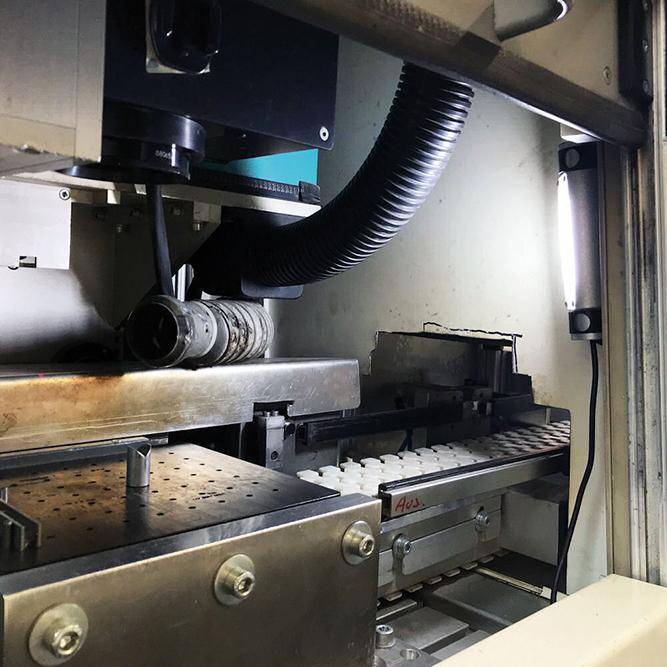 LED-Maschinenleuchte Nachtwächter 250mm 900Lumen Bauer + Böcker