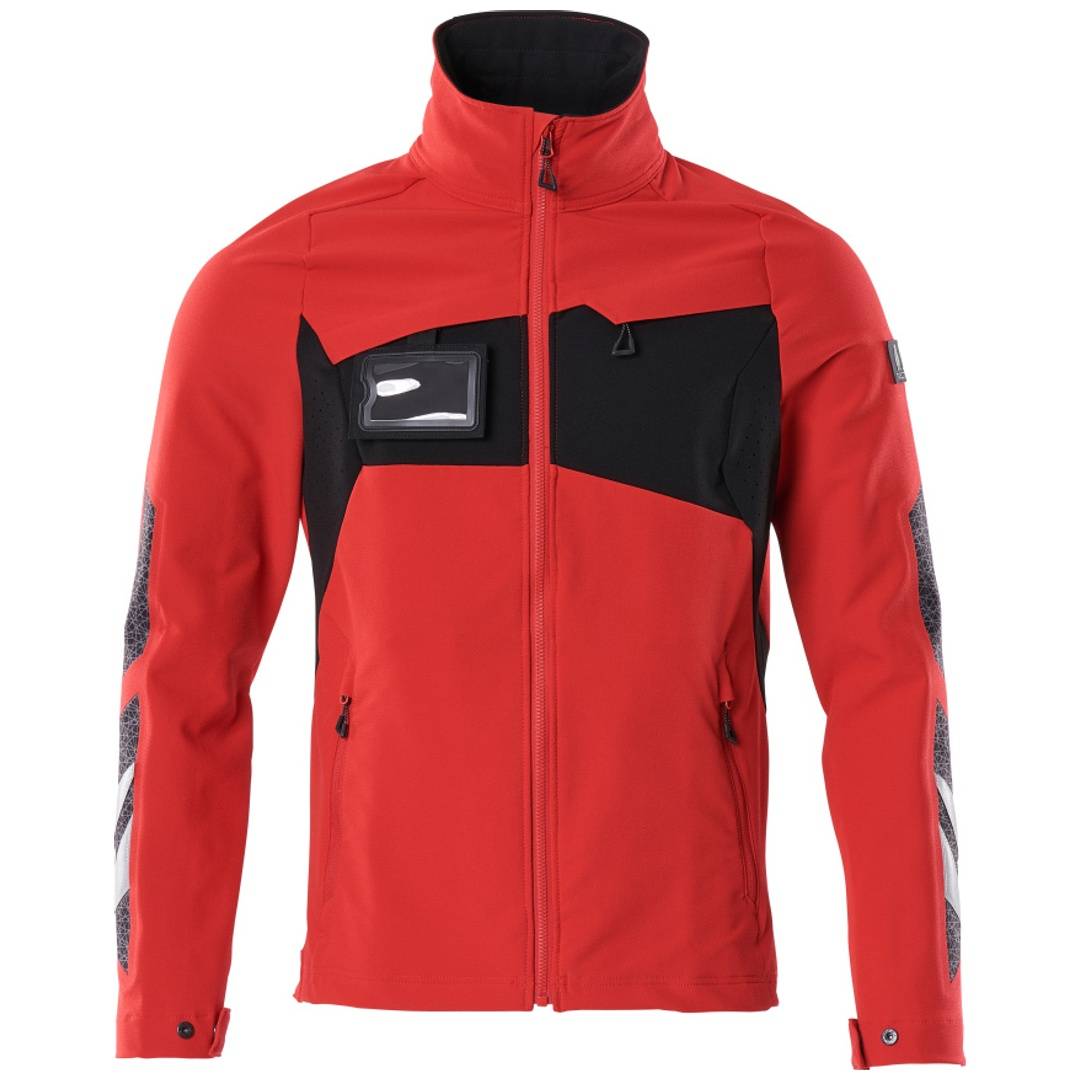 Rote und schwarze Reißverschluss-Outdoorjacke mit hohem Kragen und Brusttasche, Vorderansicht auf weißem Hintergrund.