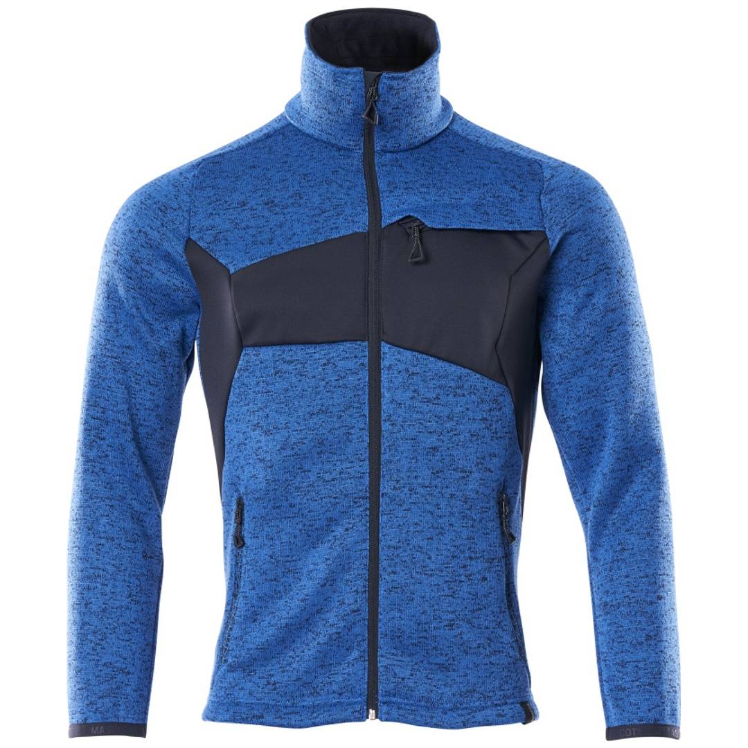 Blaue Reißverschluss-Outdoorjacke mit hohem Kragen, schwarzem Brustpanel und Seitentaschen auf einfachem weißem Hintergrund.