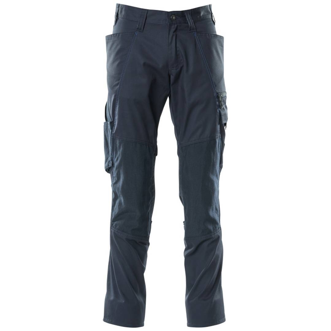 Dunkelmarineblaue Cargohose mit mehreren Taschen, isoliert auf weißem Hintergrund dargestellt.