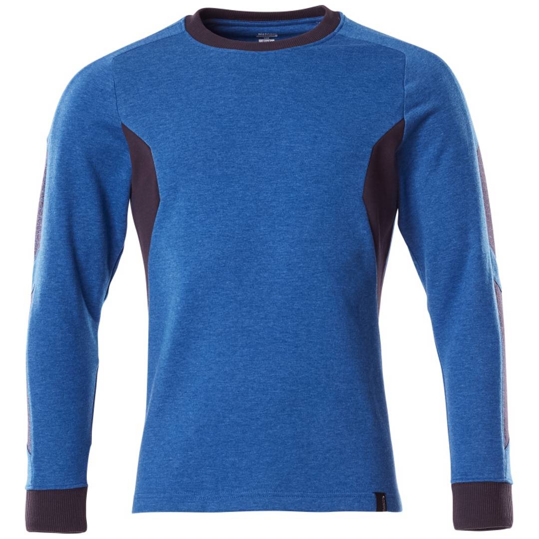 Blaues Langarm-Sportshirt mit dunklem Besatz am Kragen, an den Schultern und an den Manschetten, Vorderansicht auf neutralem Hintergrund.