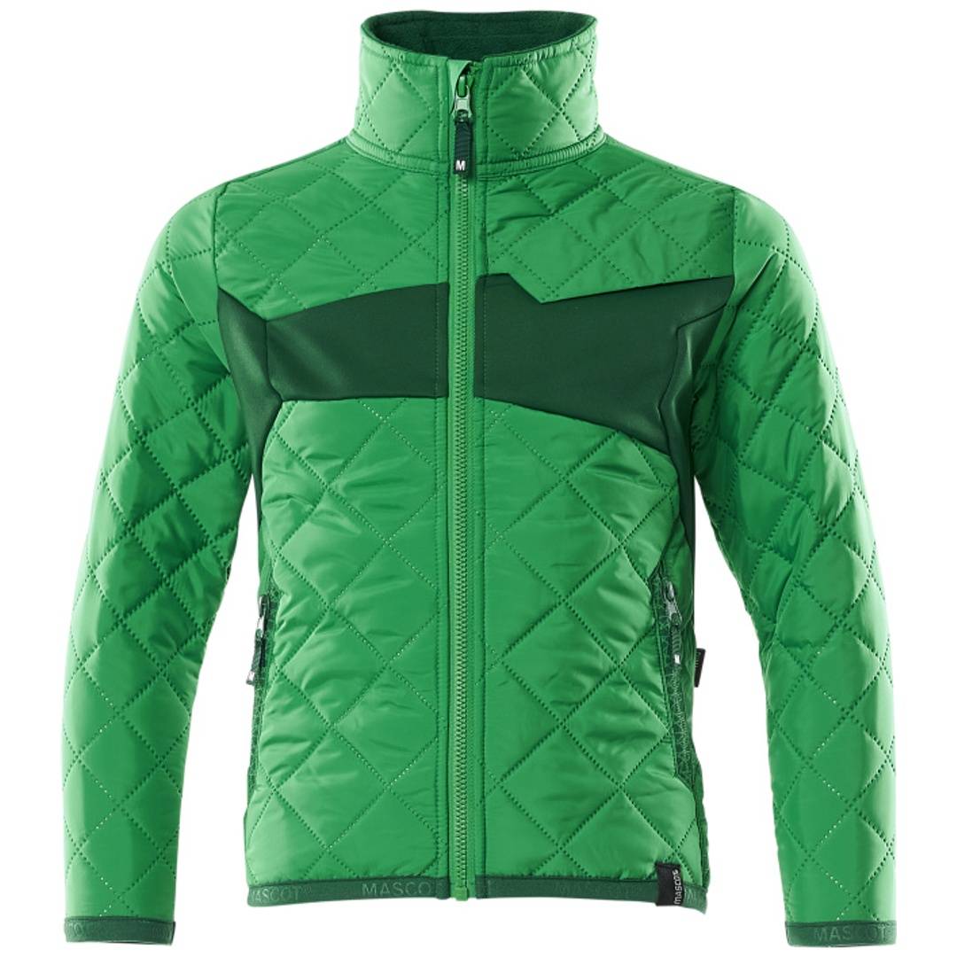 Grüne gesteppte Jacke mit Reißverschluss vorne, hohem Kragen und dunklem Brustpanel, Vorderansicht auf weißem Hintergrund.
