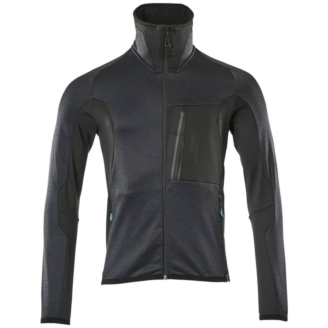 Schwarze Jacke mit durchgehendem Reißverschluss, hohem Kragen und Reißverschlusstasche auf der Brust, Vorderansicht auf weißem Hintergrund.