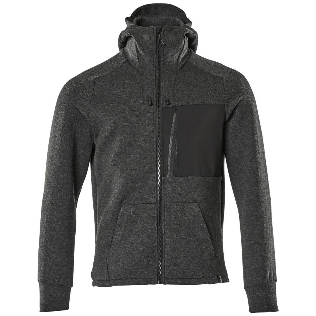 Dunkelgraue Reißverschluss-Kapuzenjacke mit schwarzer Brusttasche, vorderen Taschen und hohem Kragen auf weißem Hintergrund.