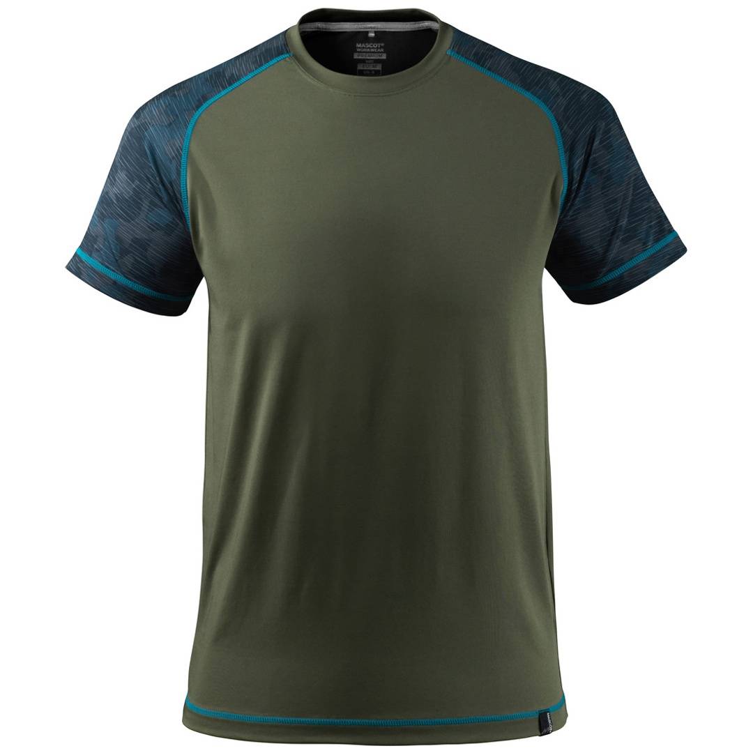 Olivgrünes Sport-T-Shirt mit dunklem gemustertem Kurzarm und türkiser Borte, Vorderansicht auf weißem Hintergrund.