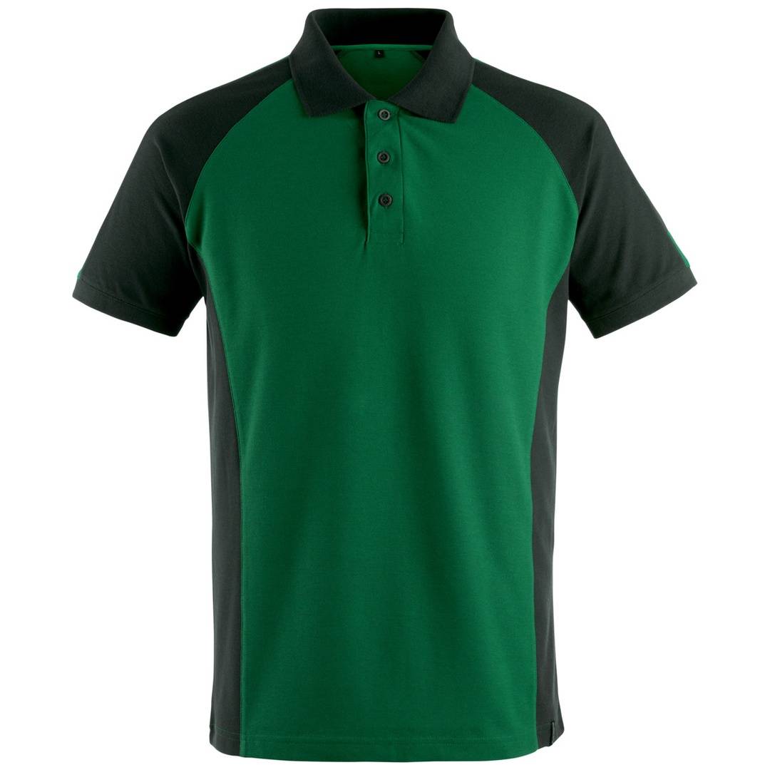 Grünes Poloshirt mit schwarzem Kragen, Ärmeln und Seitenpanelen, von vorne auf einfachem weißem Hintergrund gezeigt.