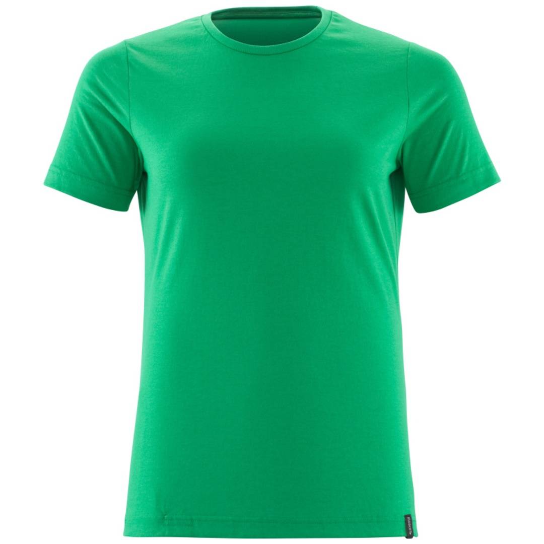 Einfaches grünes Kurzarm-T-Shirt, Vorderansicht auf weißem Hintergrund gezeigt.